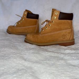 TIMBERLAND 6 INCH CLASSIC BOOTS